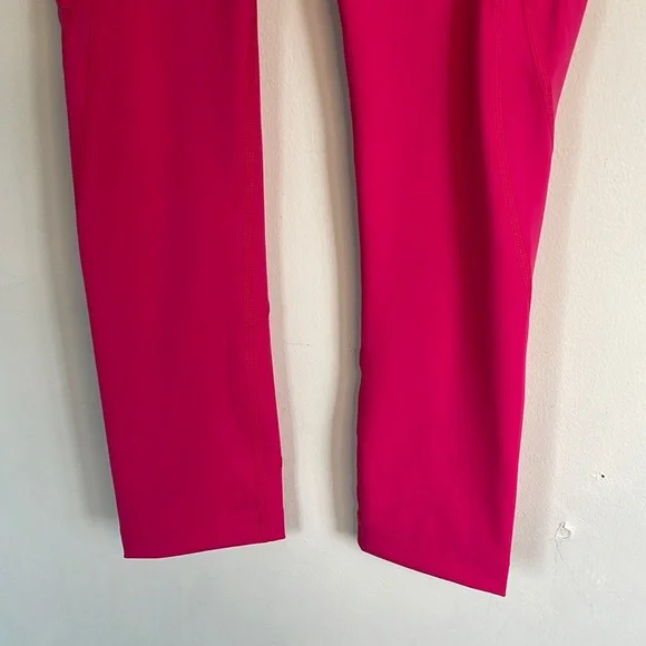 Outdoor Voices Zoom 1/2 Leggings Size XS Winecup Pink
